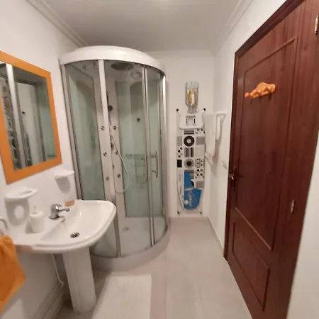Acogedora Casa De Campo- Bajo Con Finca- * Neda